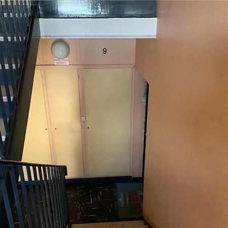Une Chambre Simple Confortable Avec Acces Direct Aeroport D'Orly Exterior foto