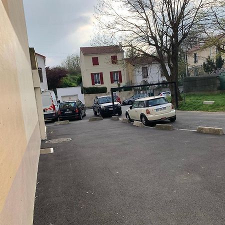 Une Chambre Simple Confortable Avec Acces Direct Aeroport D'Orly Exterior foto